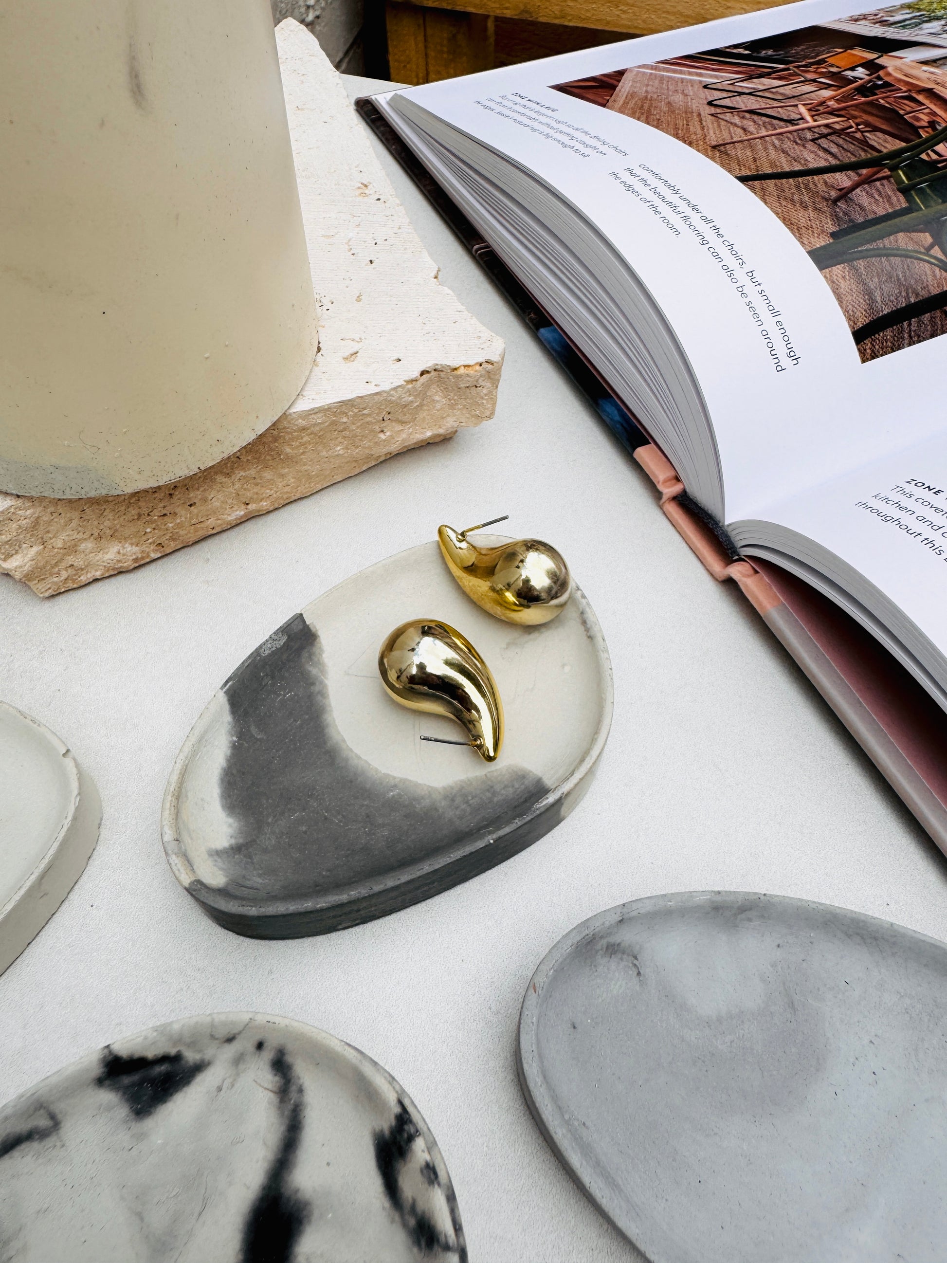 Cement Asymmetric Jewellery Tray