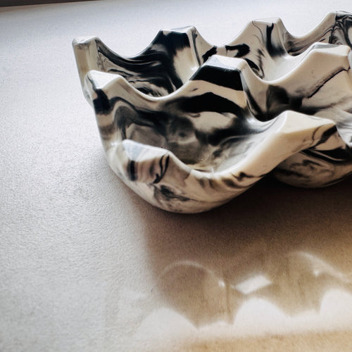 Back Marble Design Egg Tray