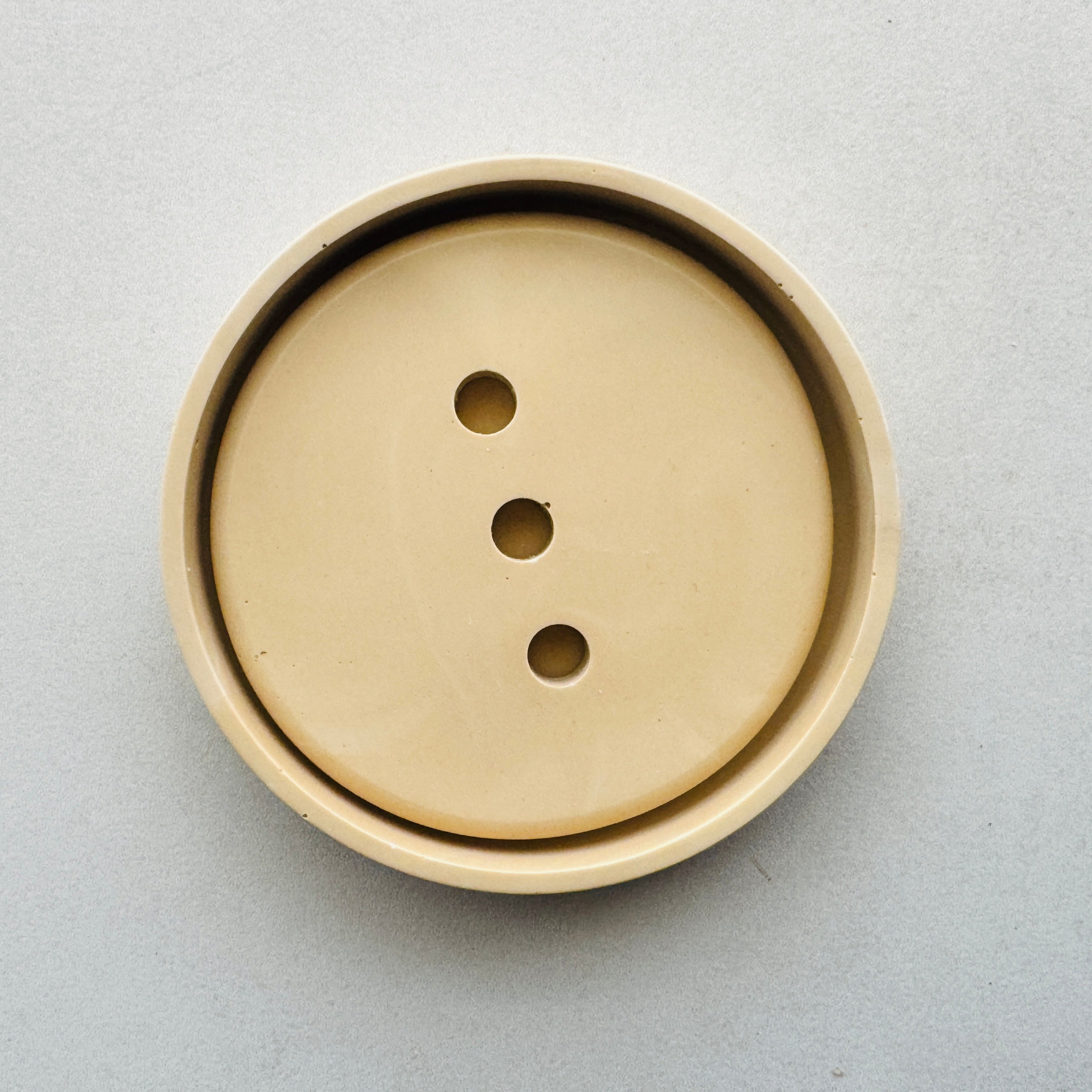 Round Soap Dish with Drainage - Peach Marble