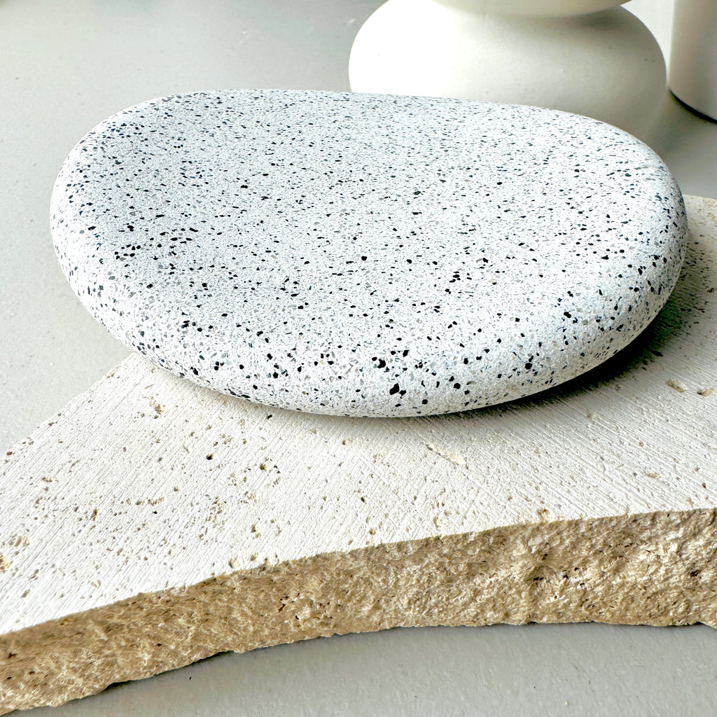 Wabi-sabi Pebble Jewellery Ring Tray - Silver Grey Granite