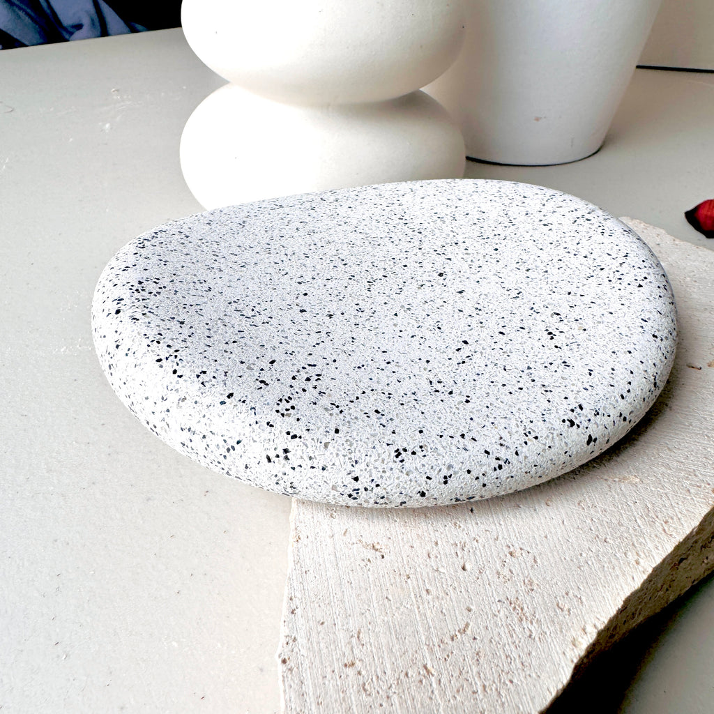 Wabi-sabi Pebble Jewellery Ring Tray - Silver Grey Granite