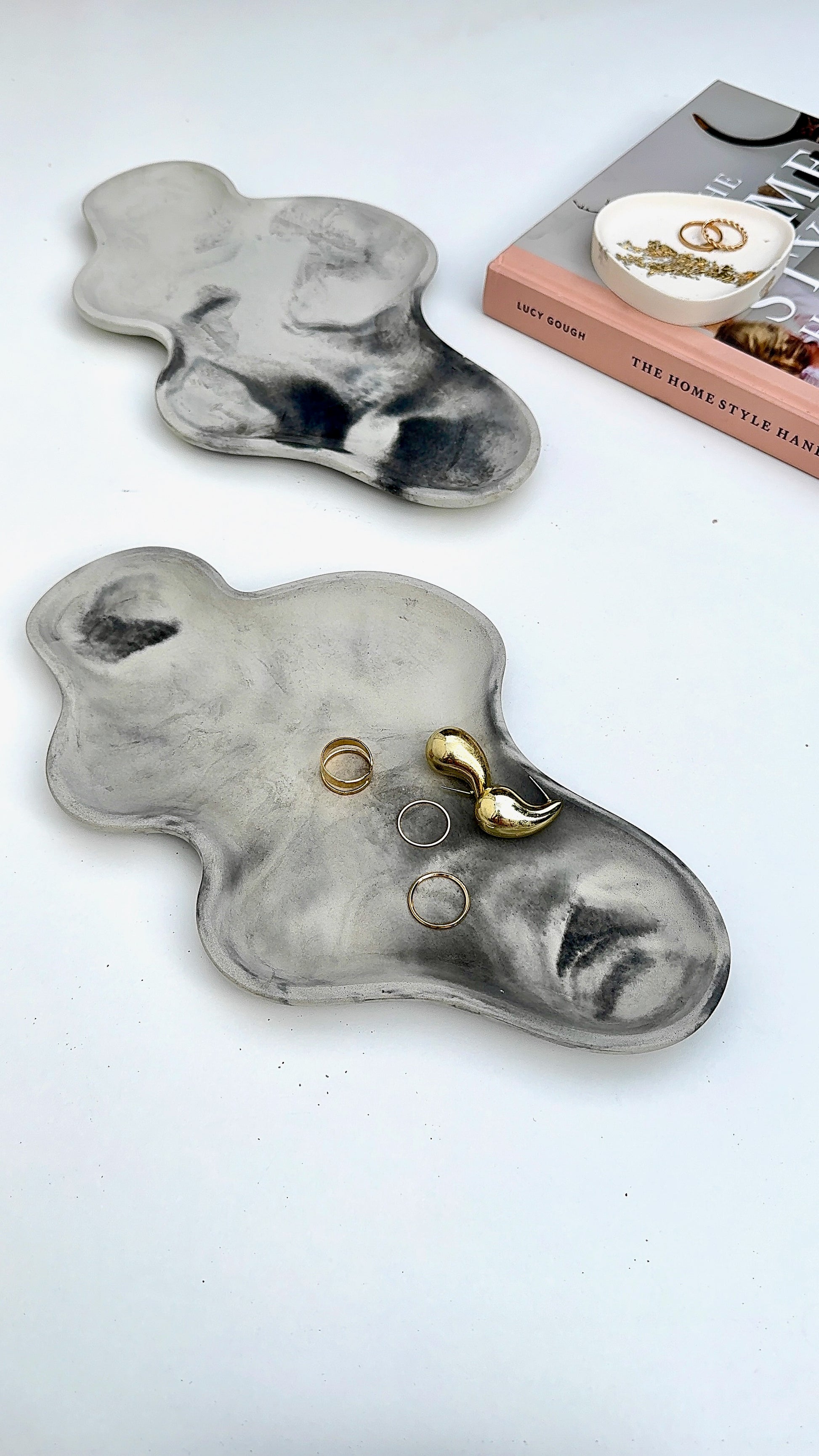 Large Minimal Marble Design Cement Decorative Tray